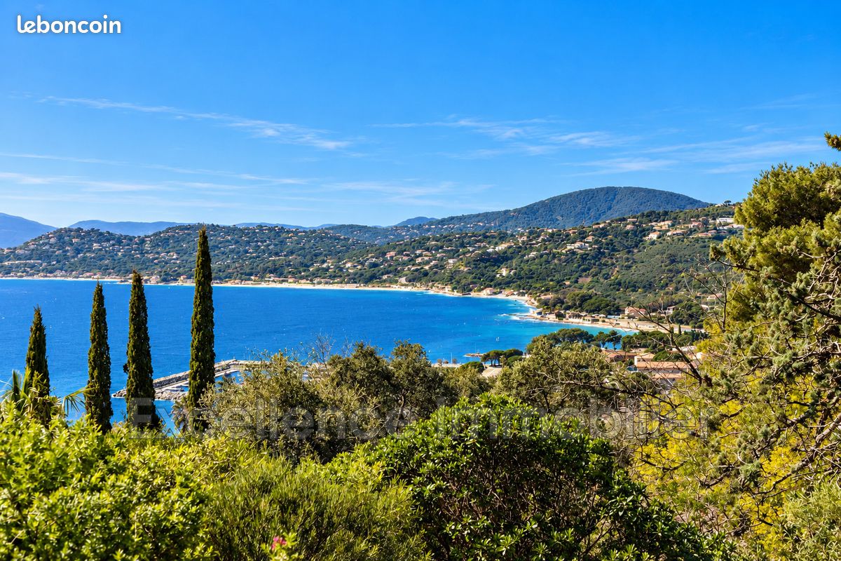 Maison 10 pièces 171 m² · à Roquebrune-sur-Argens · 171 m² · 2 520 000 €