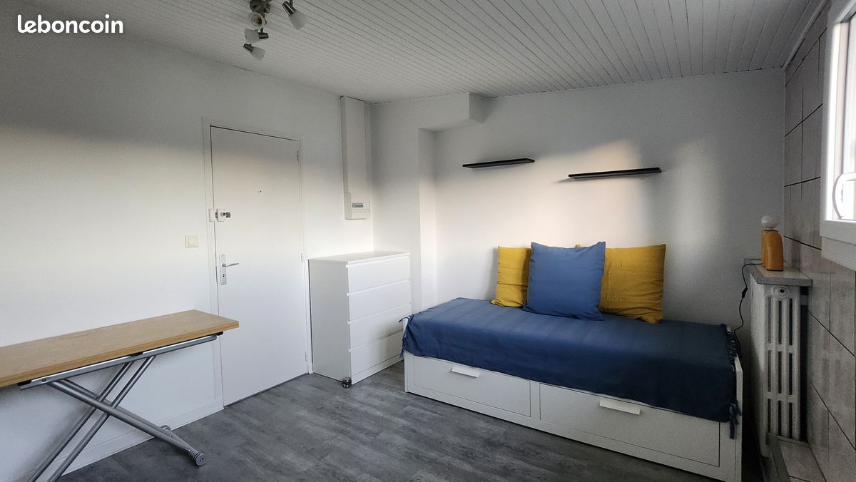 Appartement 1 pièce 18 m² · à Palaiseau · 18 m² · 500 €/mois
