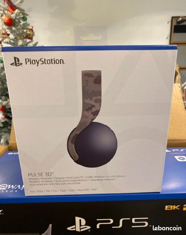 Ps5 neuve + mannete + casque officiel PlayStation (image 3)