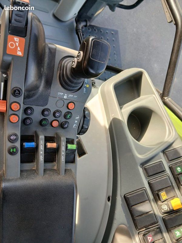 Claas Arion 530 CIS + (image 10)