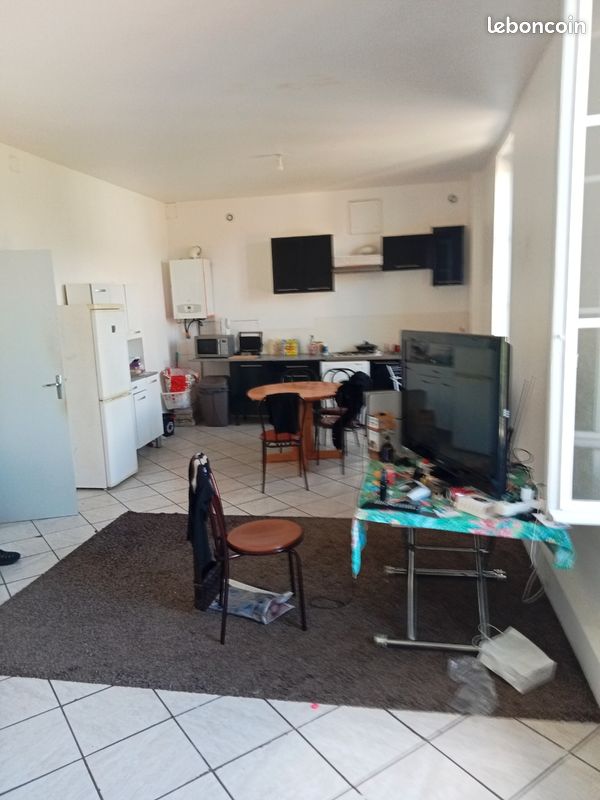 Appartement 4 pièces 75 m² · à Saint-Étienne · 75 m² · 660 €/mois