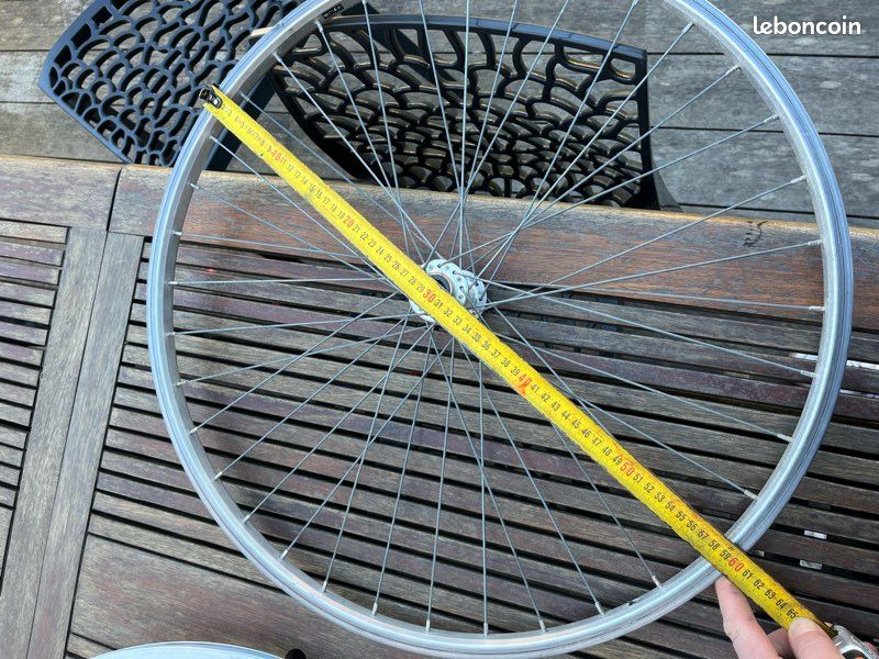 Jantes De Vélo Anciennes AVA C - Circa 1915/20 - Pour Collection Ou Restauration