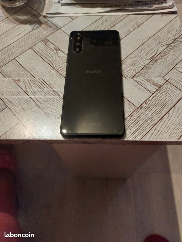 Téléphone portable Sony Xperia 10 ll (image 3)
