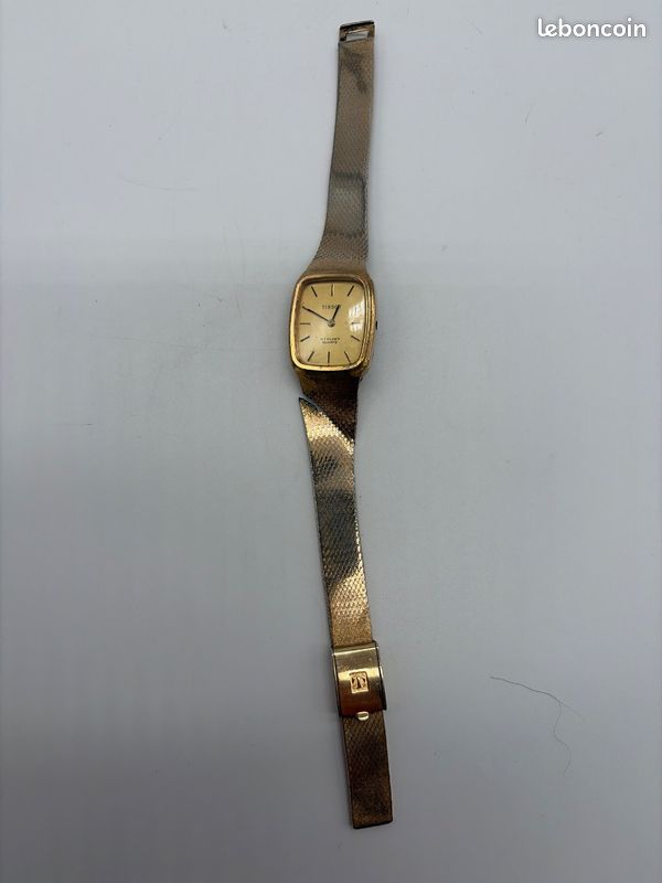 Montre Tissot Stylist Quartz vintage dorée - À restaurer - Pièce collection (image 2)