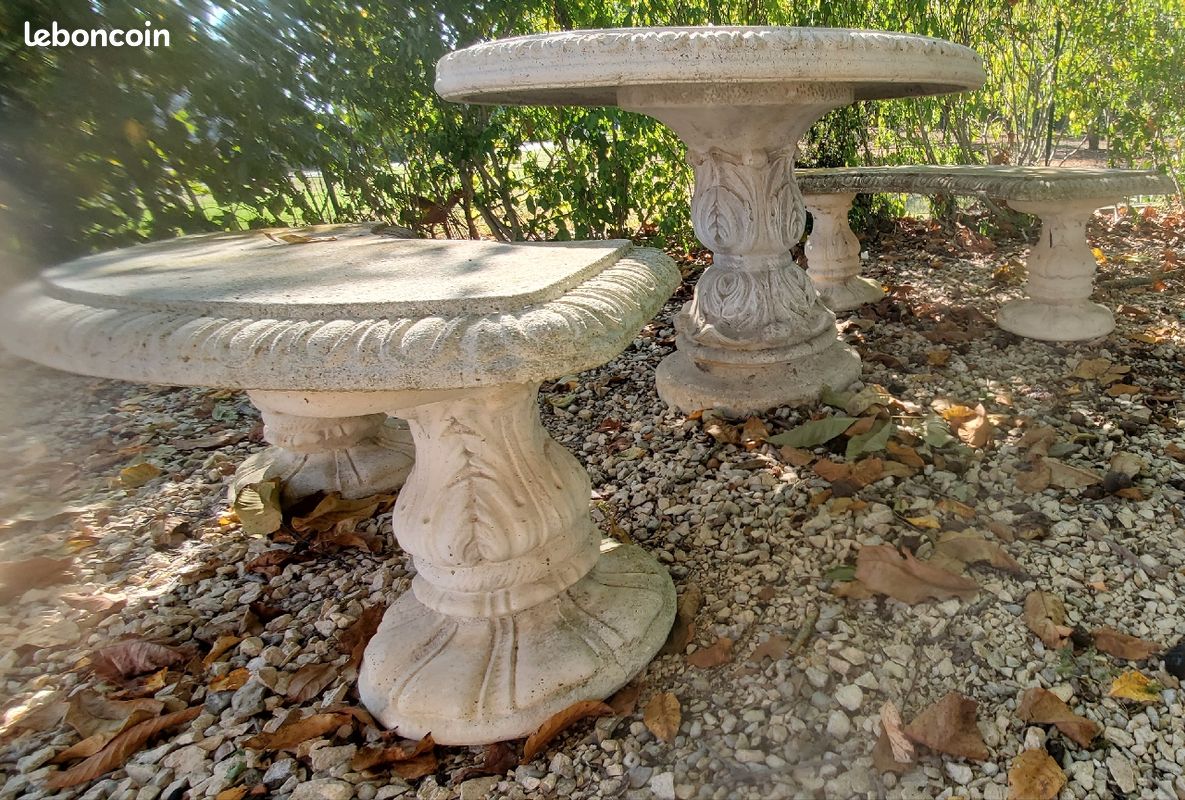 Table et banc en pierre (image 2)