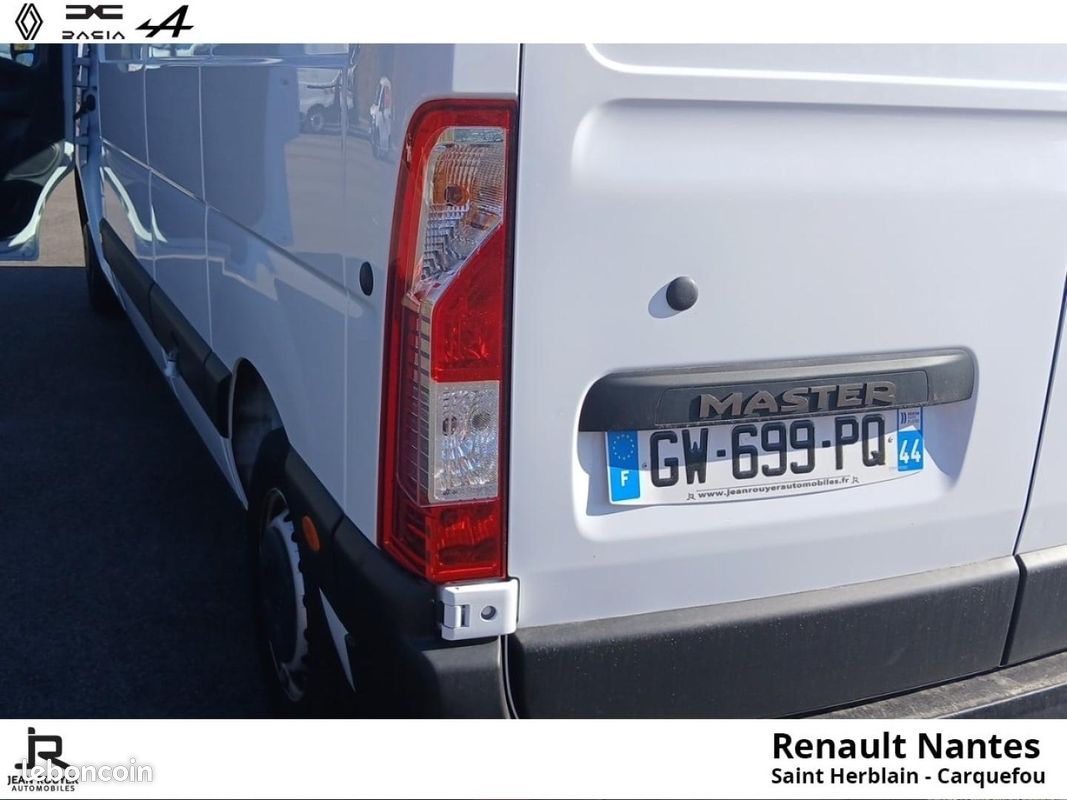 Renault Master Fg F3500 L3H3 2.3 Blue dCi 135ch Confort (image 31)