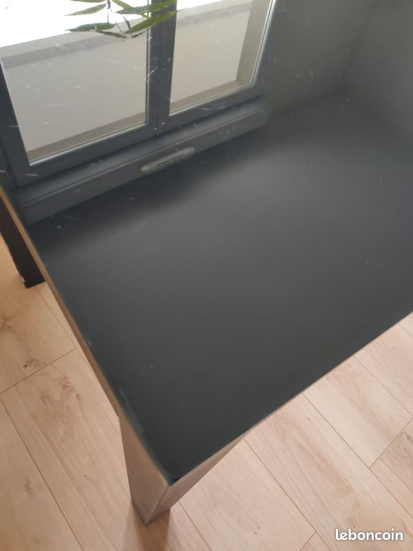Table en verre (image 4)
