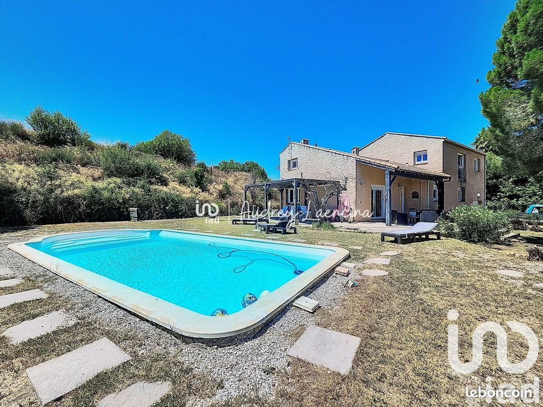 Maison 9 pièces 187 m² · à Puissalicon · 187 m² · 345 000 €