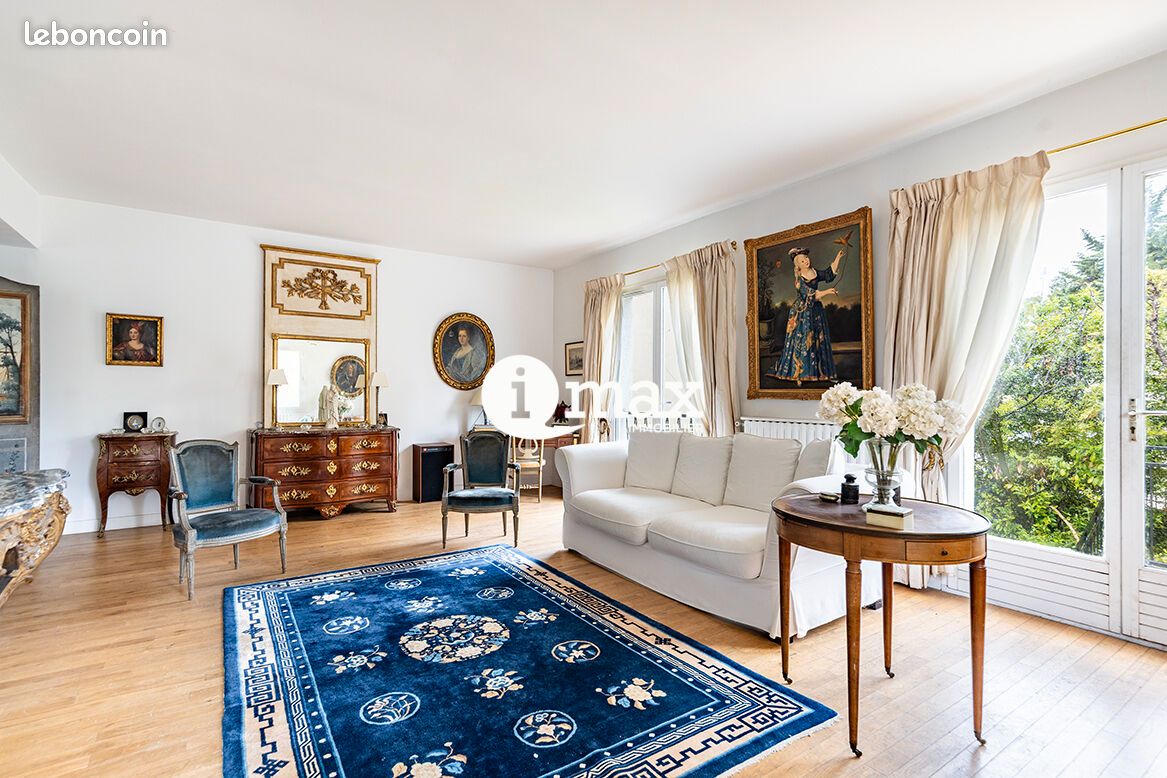 Maison 7 pièces 200 m² · à Versailles · 200 m² · 1 245 000 €