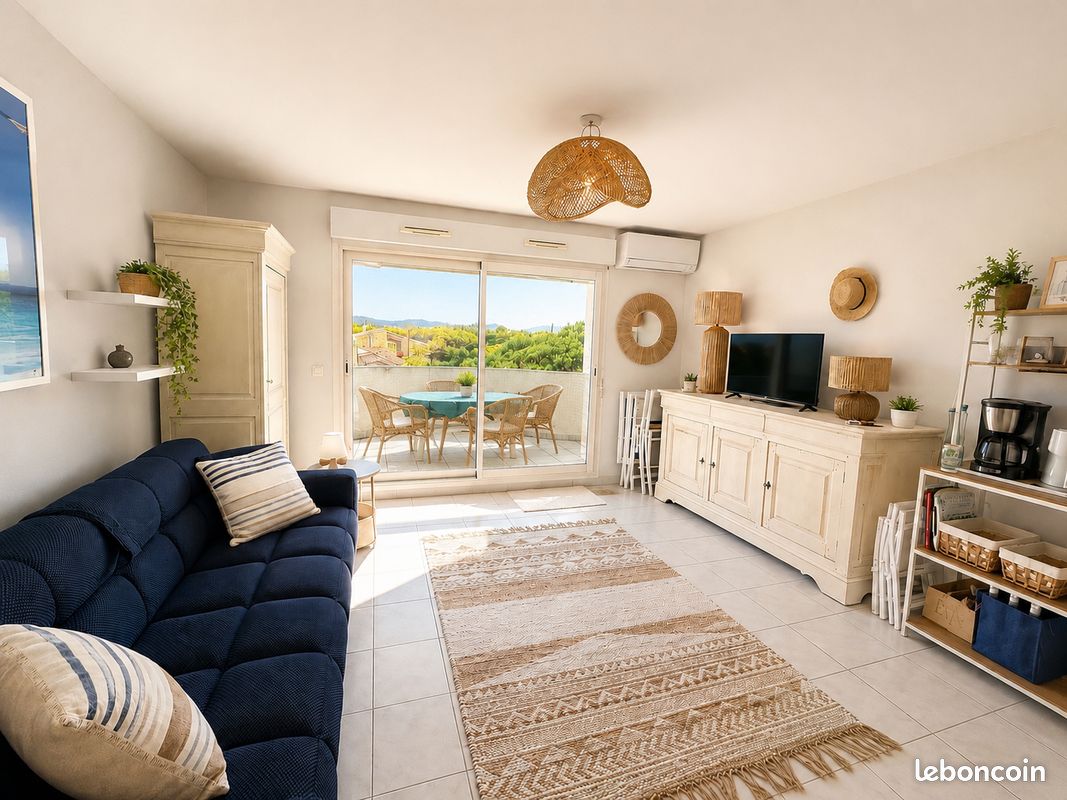 Appartement 1 pièce 28 m² · à Le Lavandou · 27,7 m² · 189 000 €