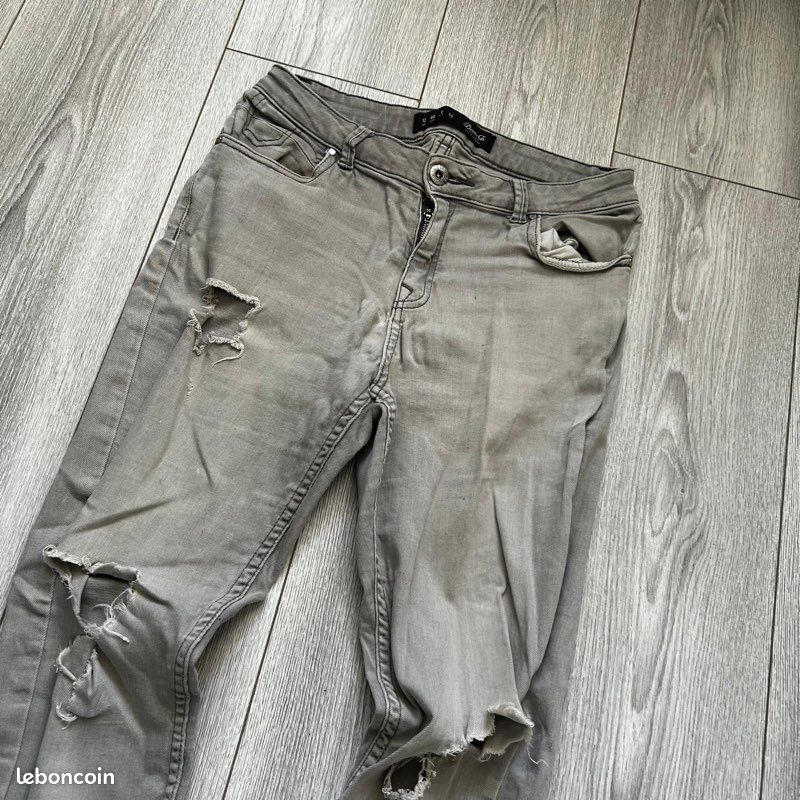 Jeans effet déchiré (image 4)