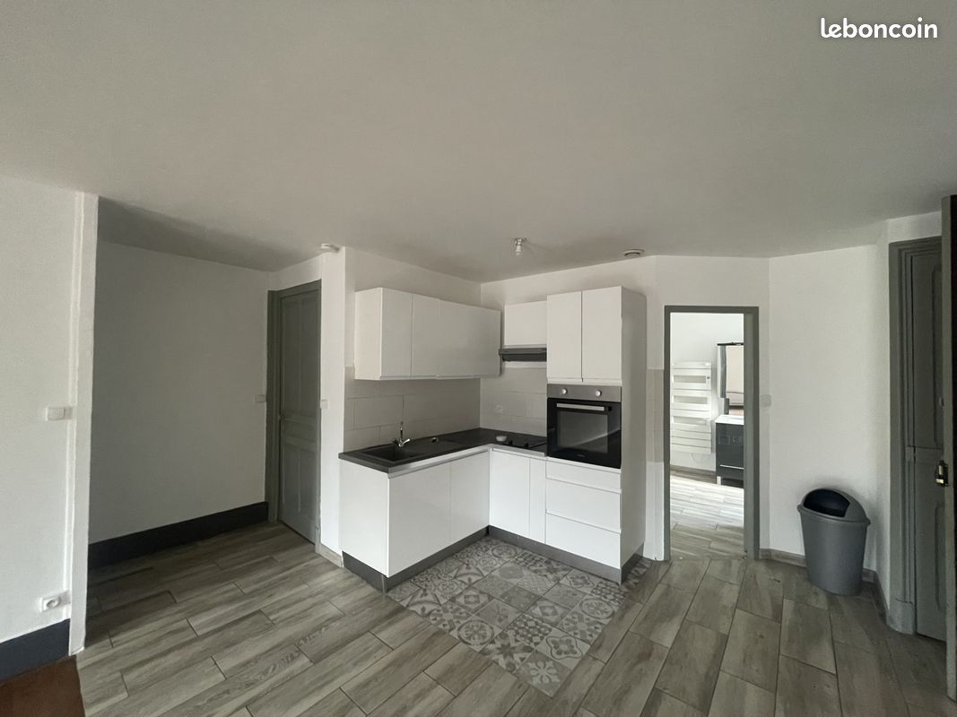 Immeuble 5 pièces 815 m² · à Annonay · 815 m² · 399 000 €