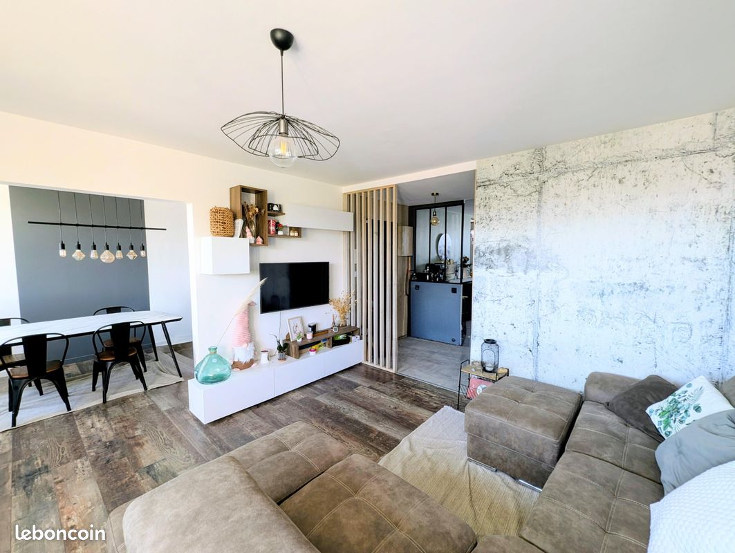 Appartement 4 pièces 79 m² · à Bourg-lès-Valence · 79 m² · 160 000 €