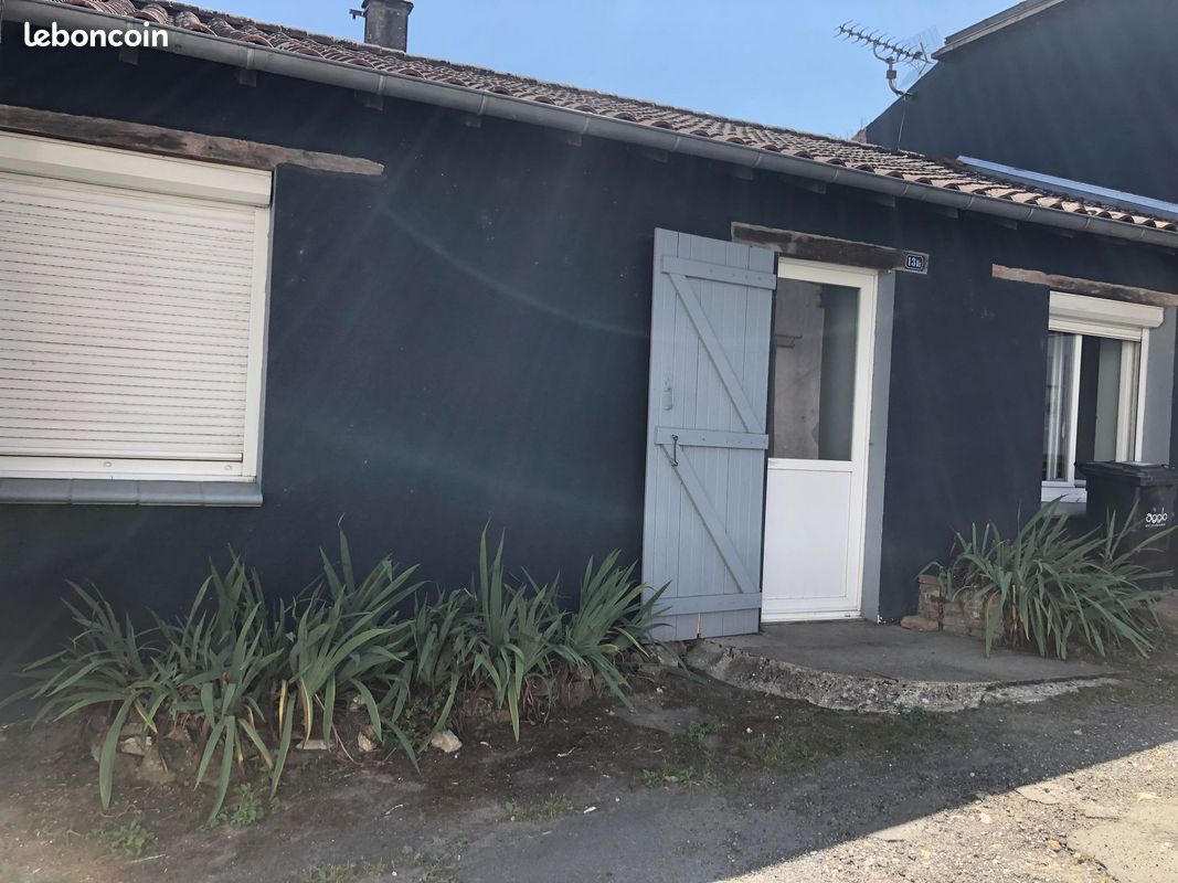 Maison 2 pièces 68 m² · à Le Pin · 68 m² · 75 000 €