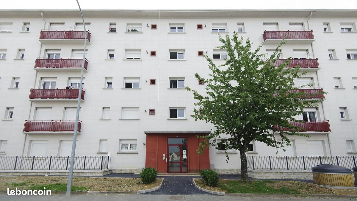 Appartement 4 pièces 61 m² · à Charleville-Mézières · 61 m² · 502 €