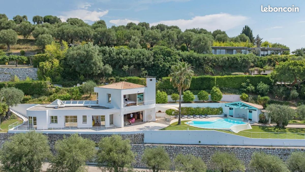 Maison 6 pièces 235 m² · à Nice · 235 m² · 2 990 000 €