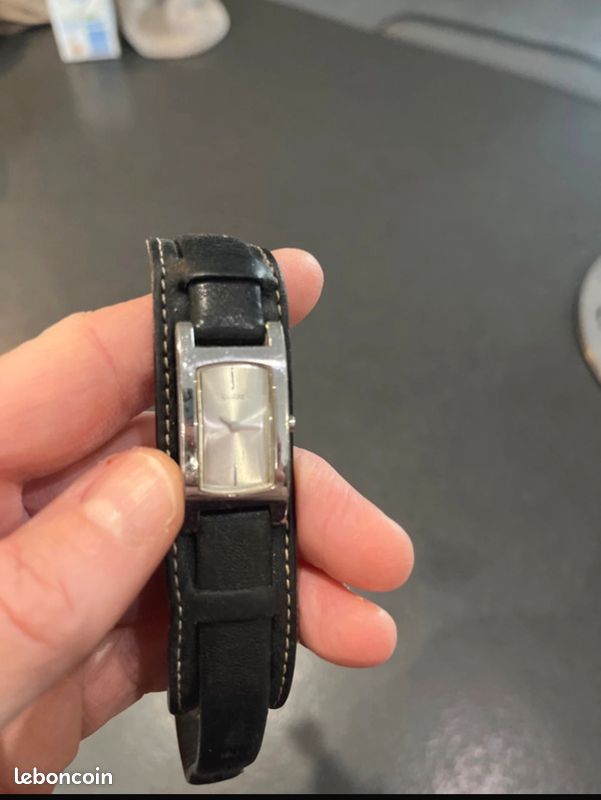 Montre guess femme (image 3)