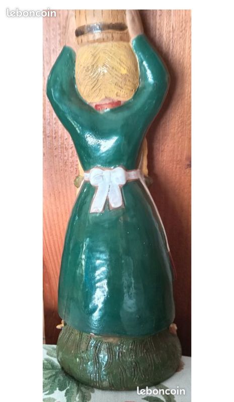 Figurine de Bébé en Terre Cuite en vente sur Pamono