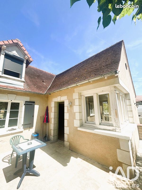 Maison 8 pièces 153 m² · à Charnizay · 153 m² · 193 000 €