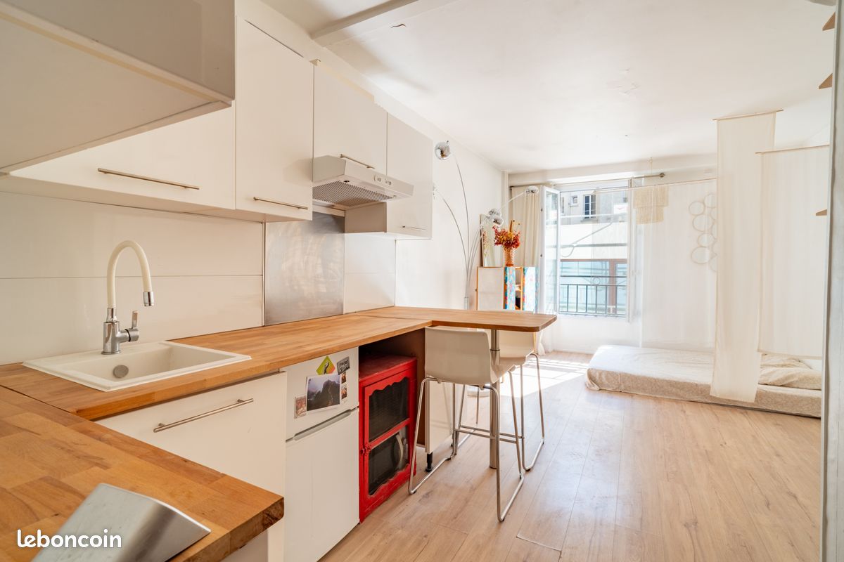Appartement 1 pièce 21 m² · à Paris · 21 m² · 299 000 €