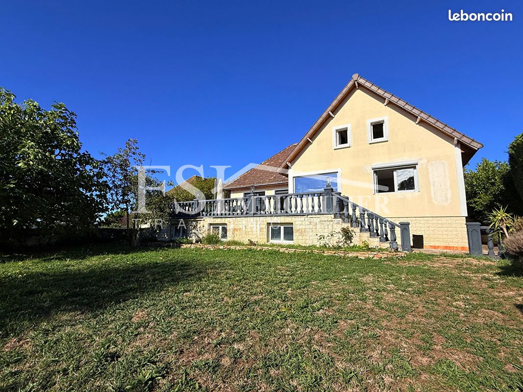 Maison 7 pièces 207 m² · à Saint-Prix · 207 m² · 799 000 €