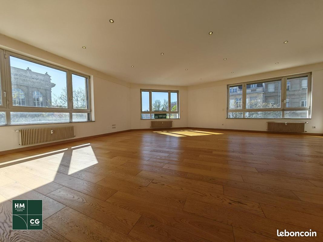 Appartement 4 pièces 145 m² · à Strasbourg · 145 m² · 2 190 €
