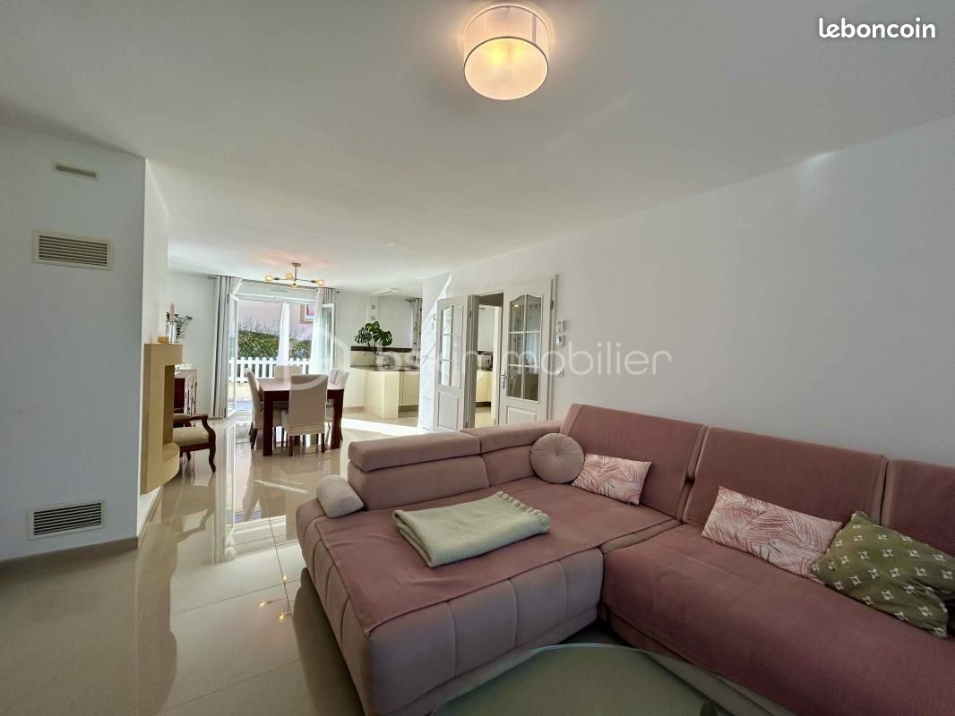 Maison 6 pièces 123 m² · à Haute-Kontz · 123 m² · 540 000 €