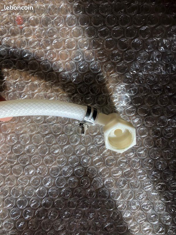 Flexible de distribution pour douche en kit (image 2)