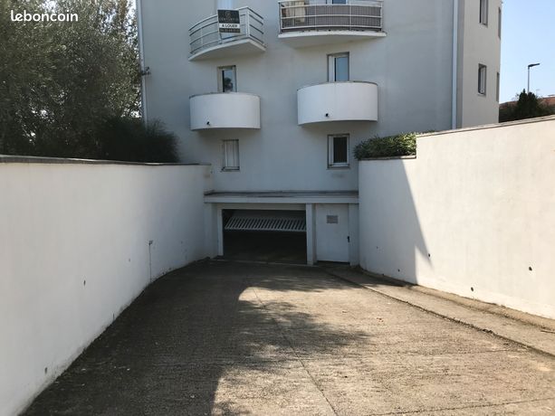 Montpellier- Quartier St Lazare - Aiguelongue - Garage Resid calme - PàP