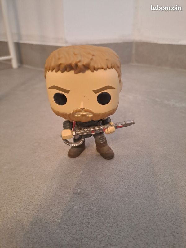 Figurine Pop Thor Ragnarok (image 2)