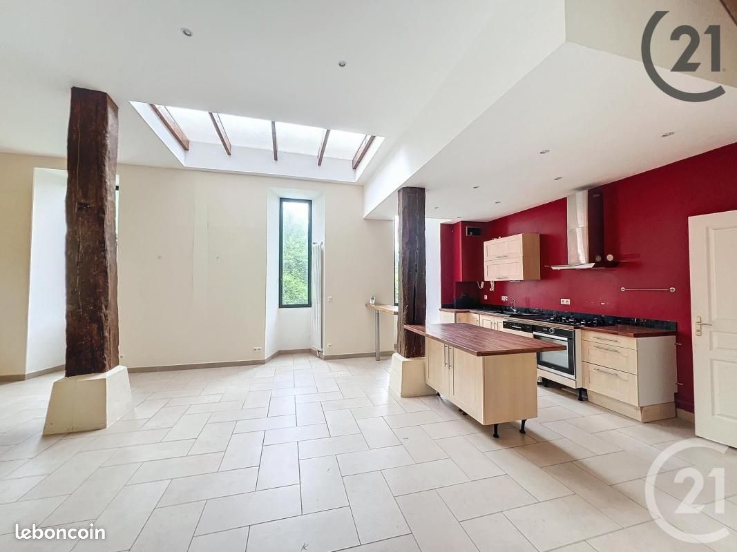Appartement 4 pièces 108 m² · à Passy · 108 m² · 769 €