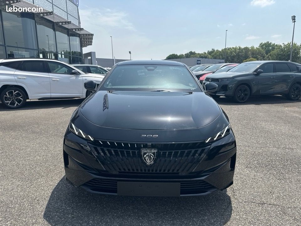 Peugeot 308 1.5 BLUEHDI 130CH S&S GT EAT8 (image 2)