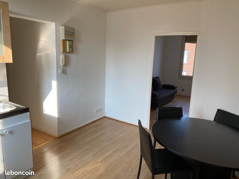 Appartement 2 pièces 32 m² · à Valenciennes · 32 m² · 450 €