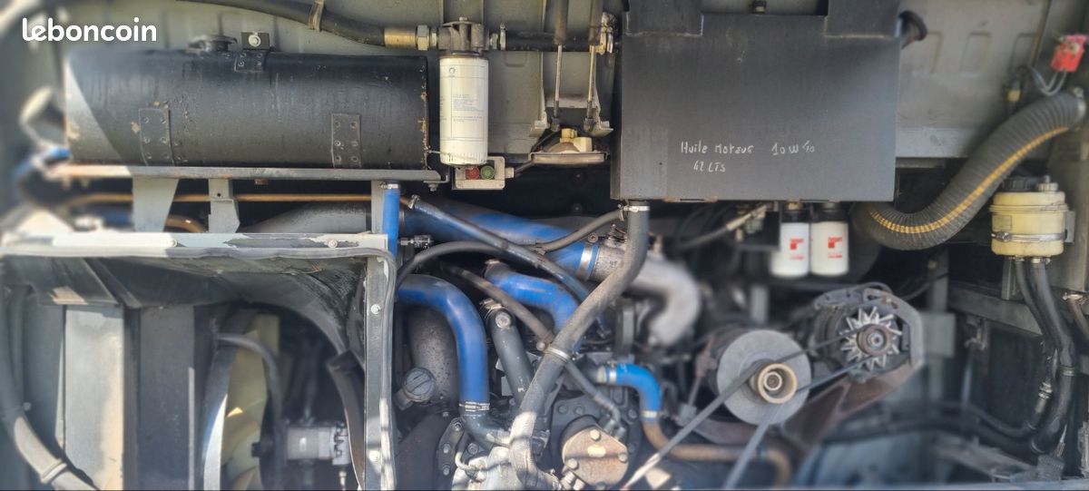 Bus aménagé VASP, camping car poids lourds (image 18)