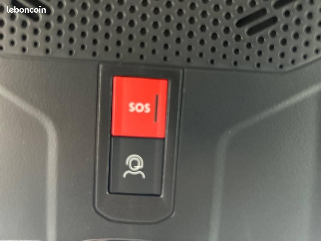 Peugeot 2008 PureTech 100 S&S BVM6 - Active (image 24)