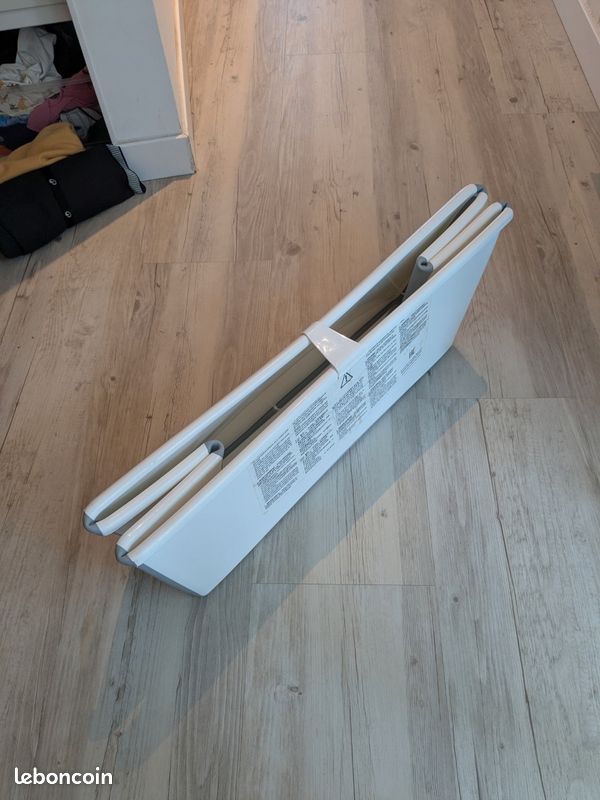 Baignoire pliable Stokke Flexi Bath – blanche et grise (image 3)