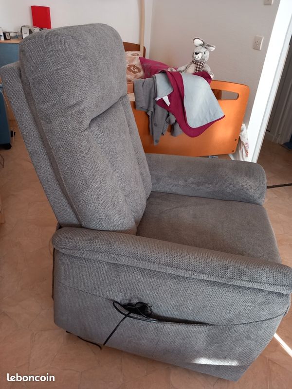 Fauteuil (image 1)