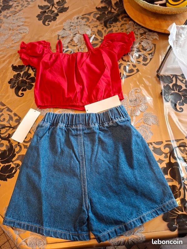 Haut Fille Manches Longues - Taille 2-3 Ans - 100% Coton - Marque Dunnes - Occasion Très Bon état