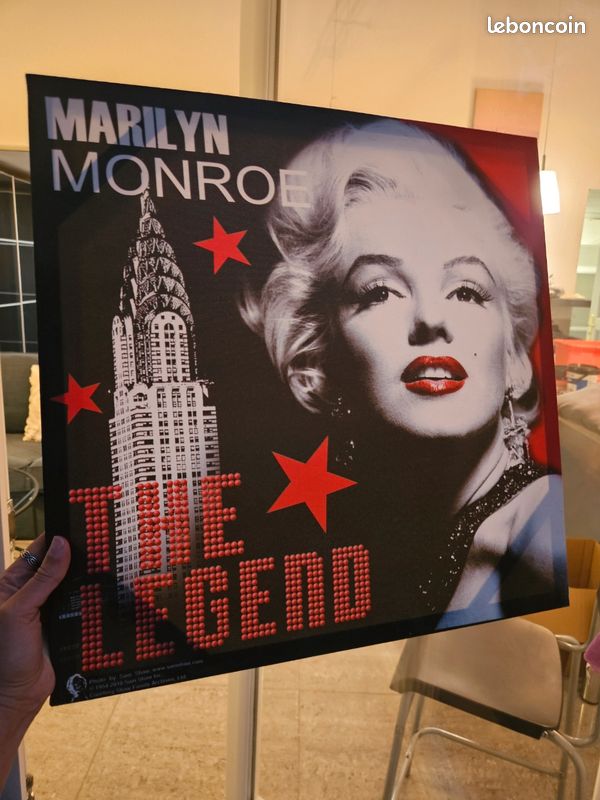 Cadre maryline monroe rouge et noir (image 1)