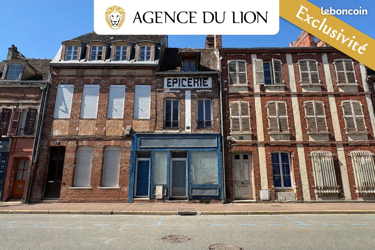 Local commercial 150 m² · à Châteauneuf-en-Thymerais · 150 m² · 263 000 €