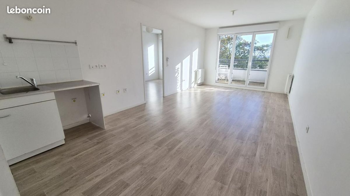 Appartement 2 pièces 42 m² · à Dammarie-les-Lys · 42 m² · 128 000 €