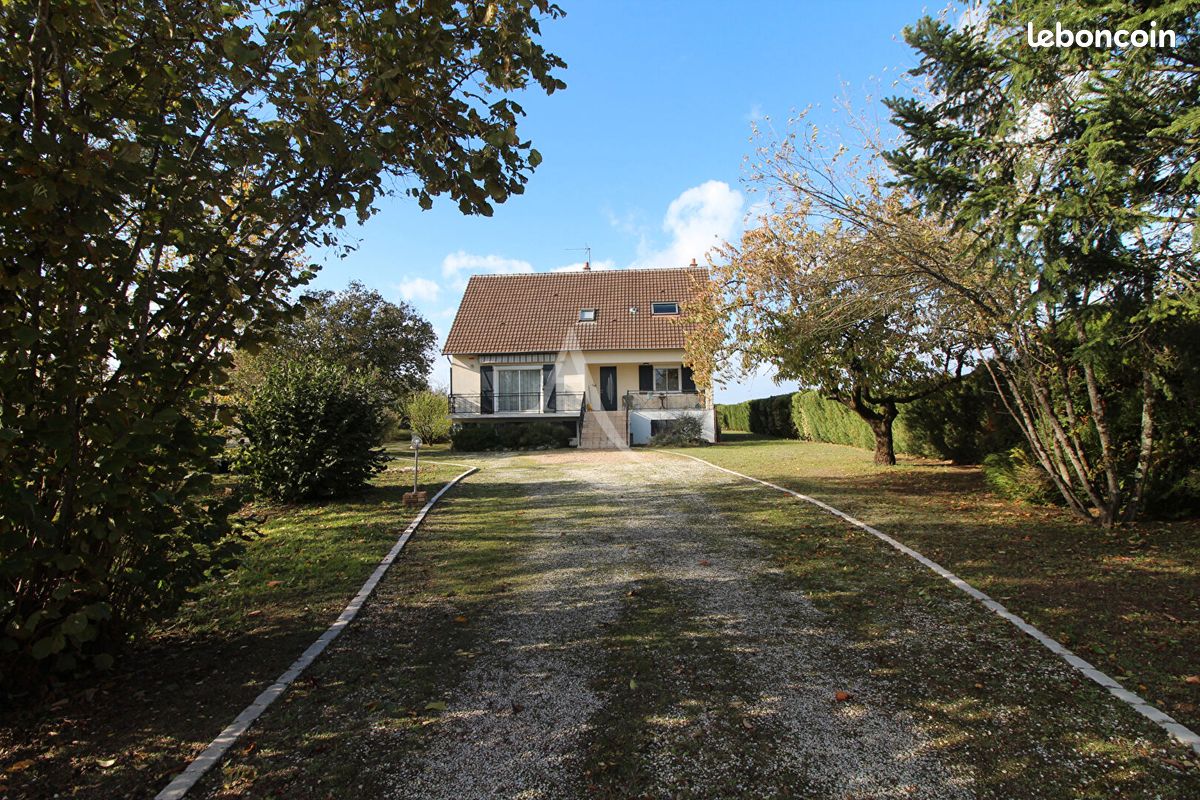 Maison 5 pièces 144 m² · à Vineuil · 144 m² · 286 200 €