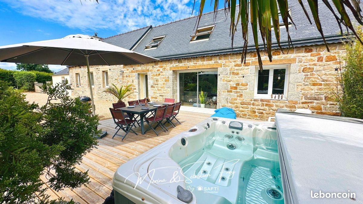 Maison 6 pièces 143 m² · à Ploumilliau · 143 m² · 359 900 €