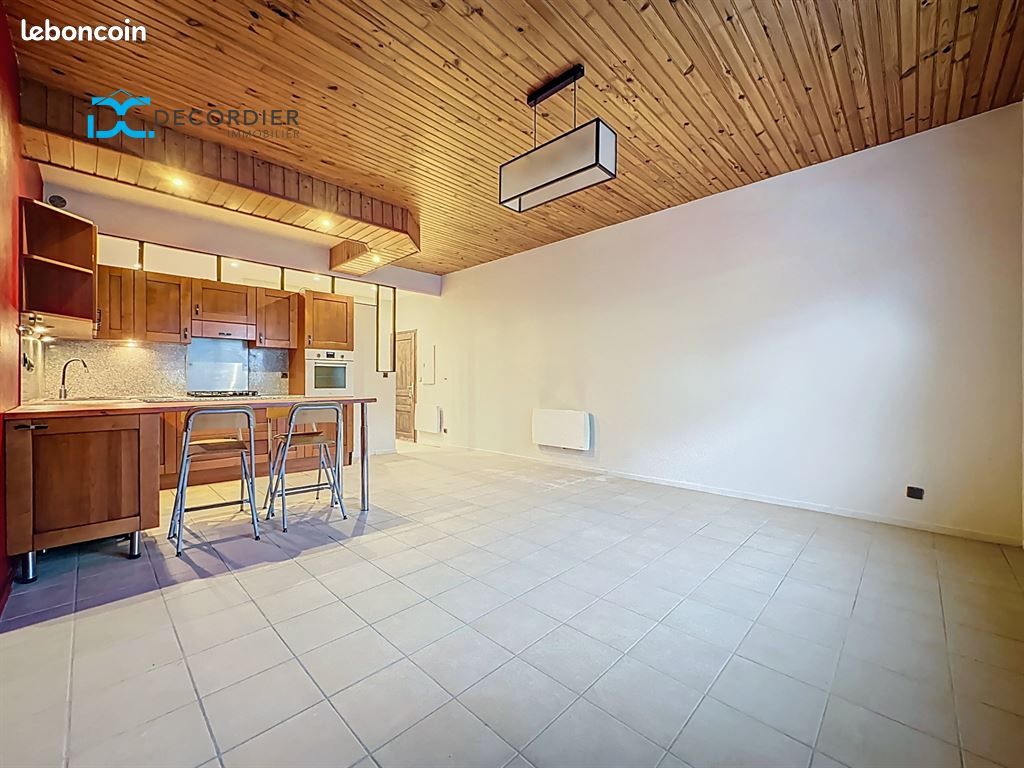 Appartement 3 pièces 65 m² · à Neuvecelle · 65 m² · 235 000 €