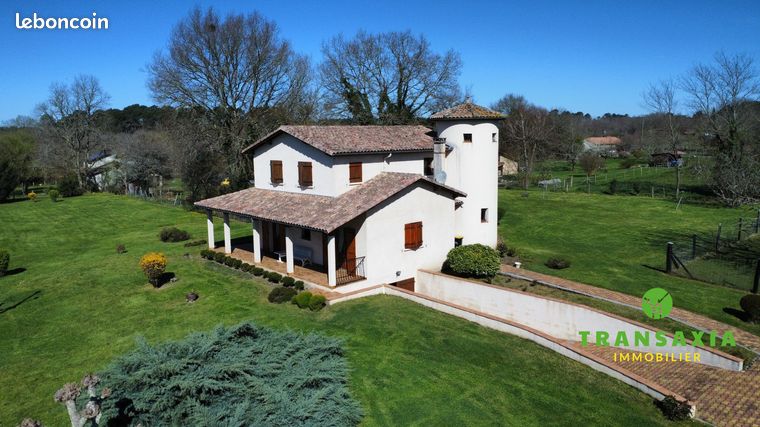 Villa 6 pièces 180 m²
