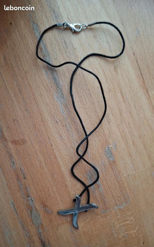 Collier " X" (image 1)