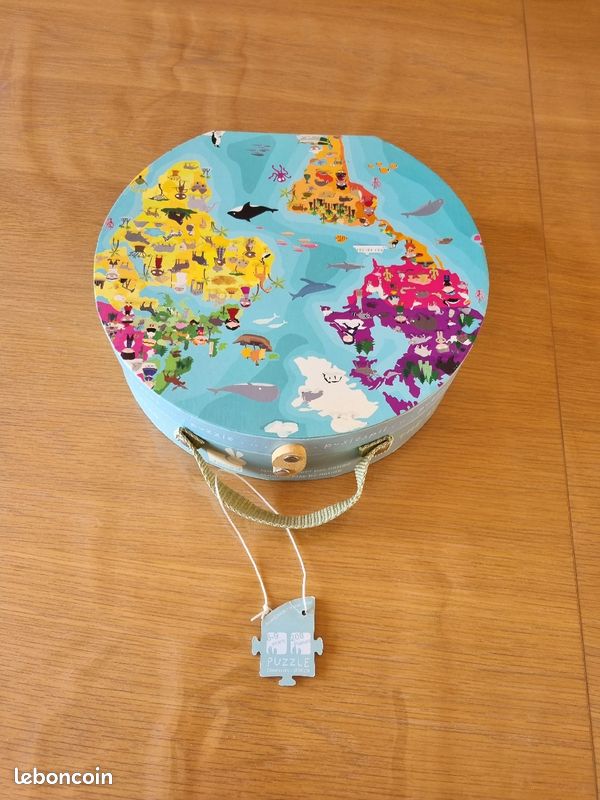 Puzzle the blue planet (image 1)