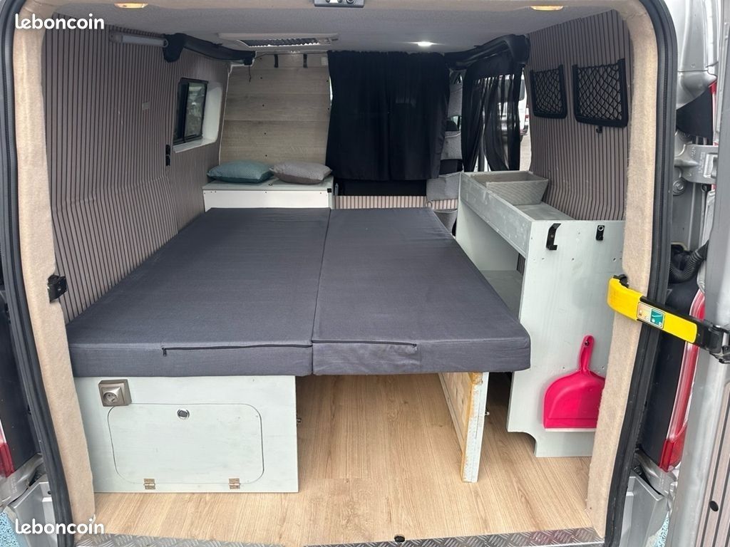 Ford TRANSIT CUSTOM FG 280 L1H1 2.0 ECOBLUE 130 LIMITED AMÉNAGÉ (image 16)