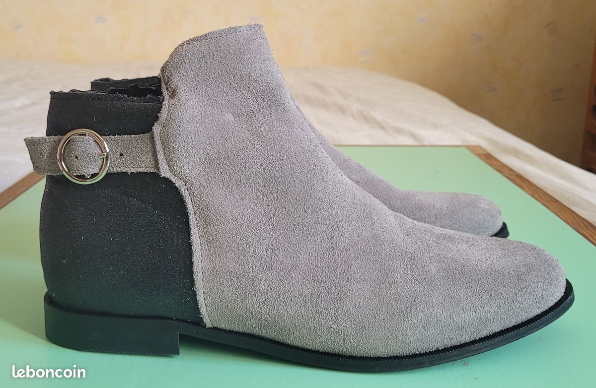 Mules En Cuir Femme EUSEY Taille 40 - Multicolores, Neuves Sans Emballage, été