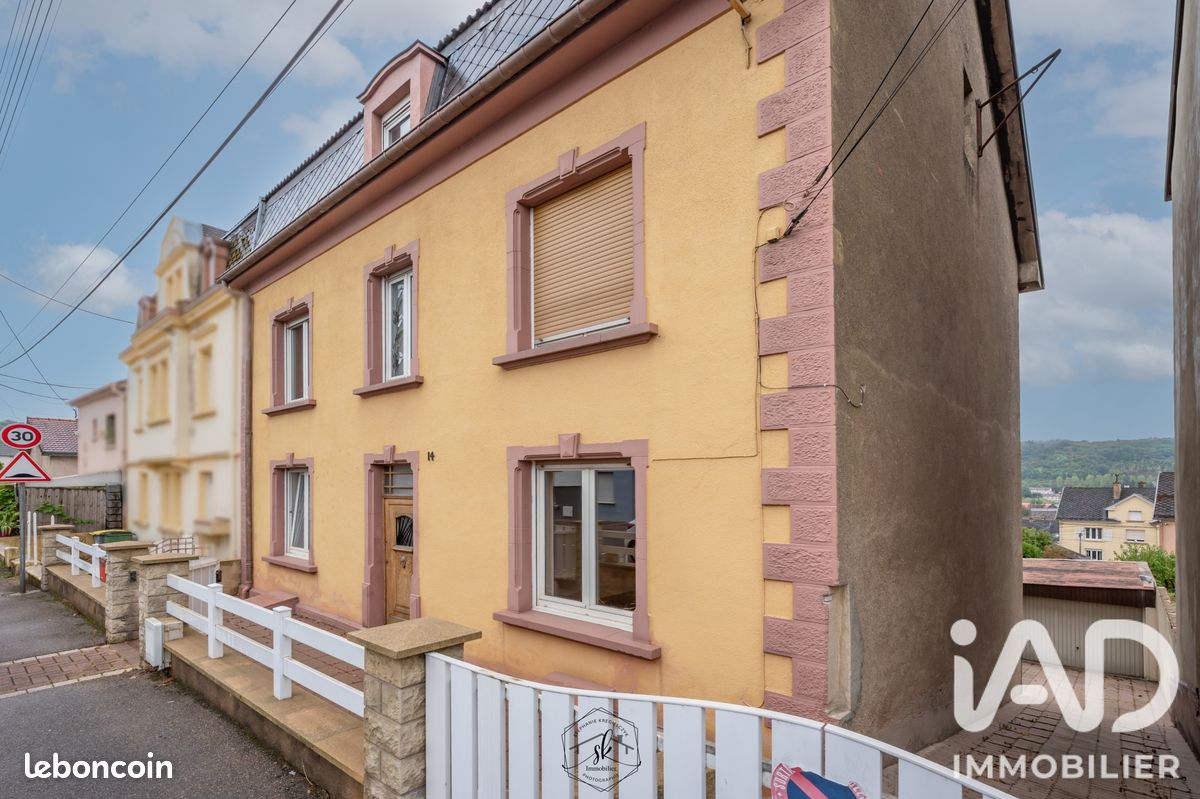 Maison 9 pièces 176 m² · à Nilvange · 176 m² · 235 000 €
